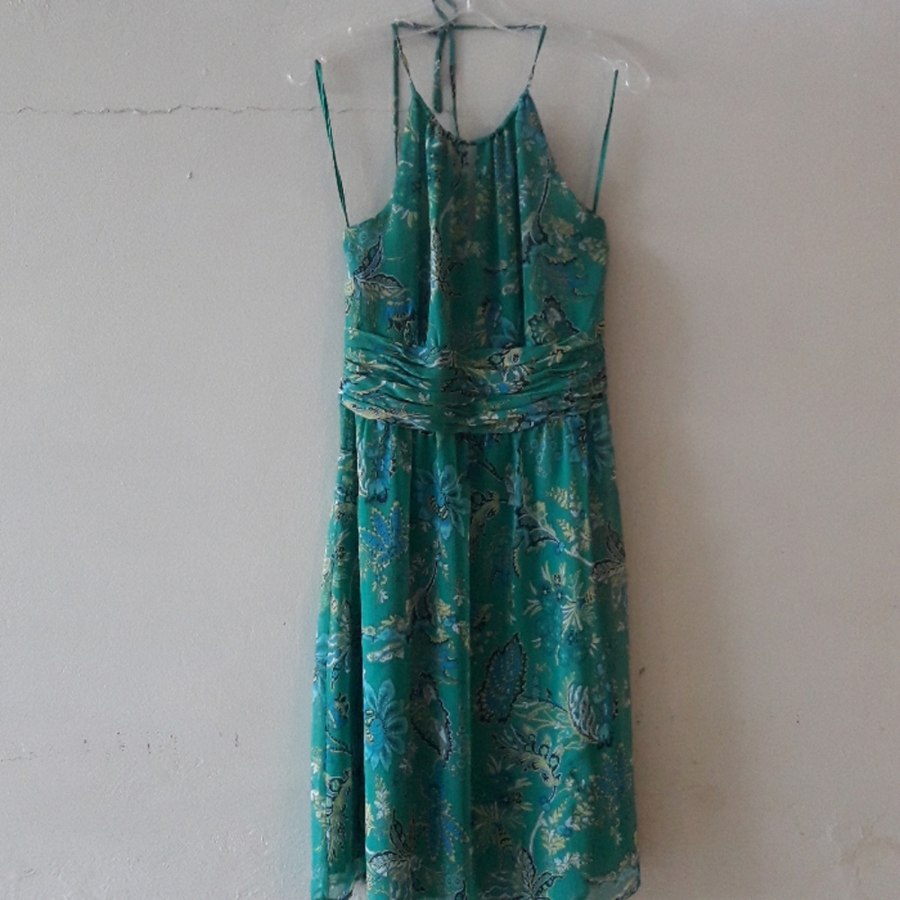 SALE 🔥Loft beautiful holter dress